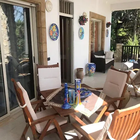 度假居 Charming House In San Giorgio With Sea View 夏卡