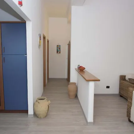 度假居 Charming House In San Giorgio With Sea View 夏卡