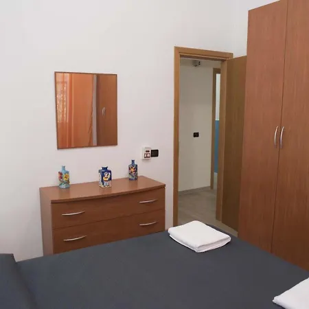 Charming House In San Giorgio With Sea View 度假居